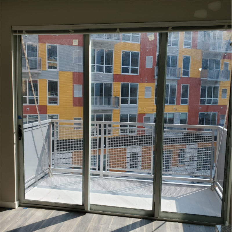 Sliding Door