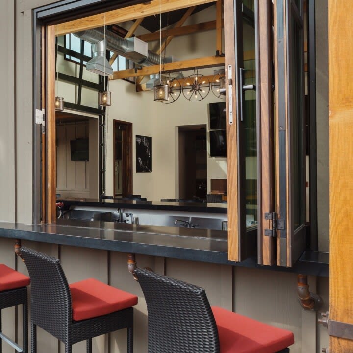 Bifold - Aluminum-Clad Wood