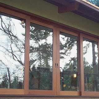 Sliding Door