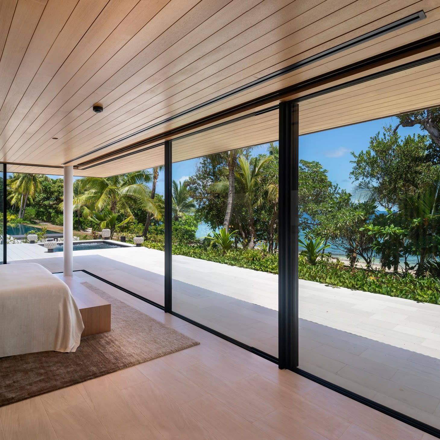 Sliding Door