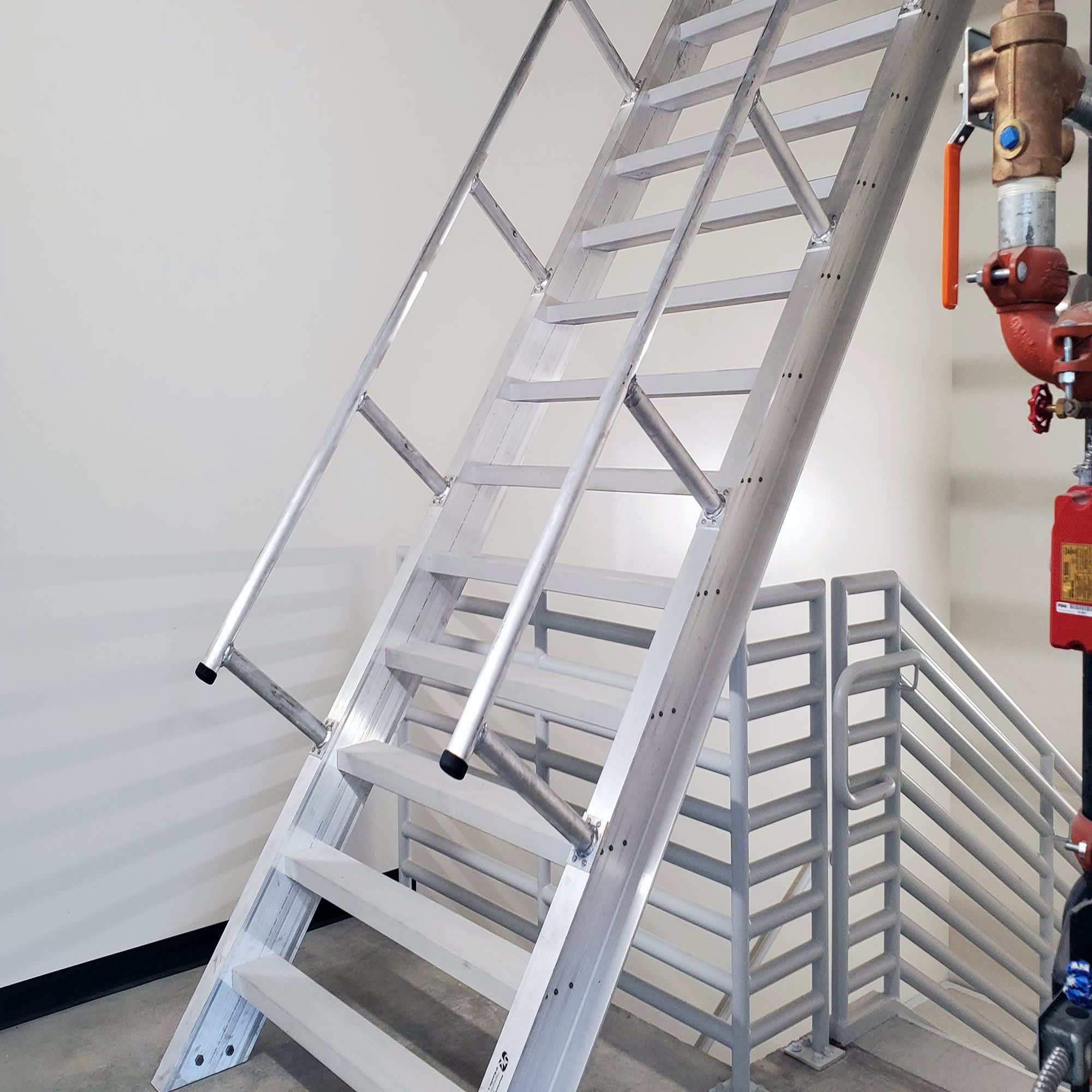 523 Ship Ladder