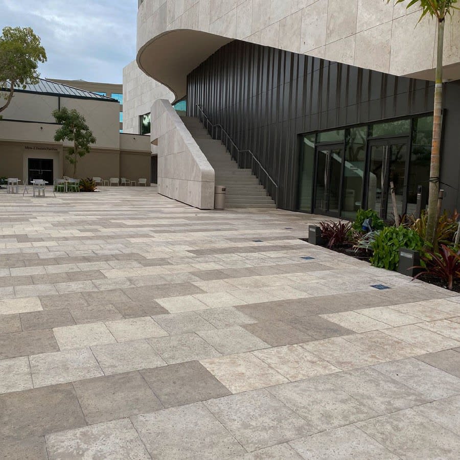 Largescale Pavers