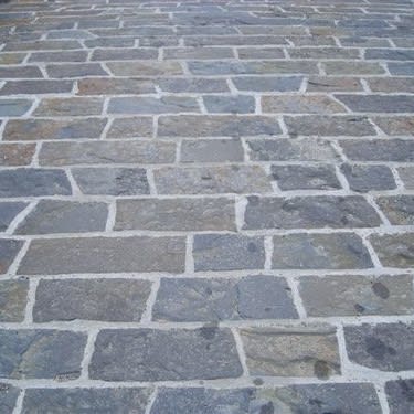 Mossy Hill Pavers