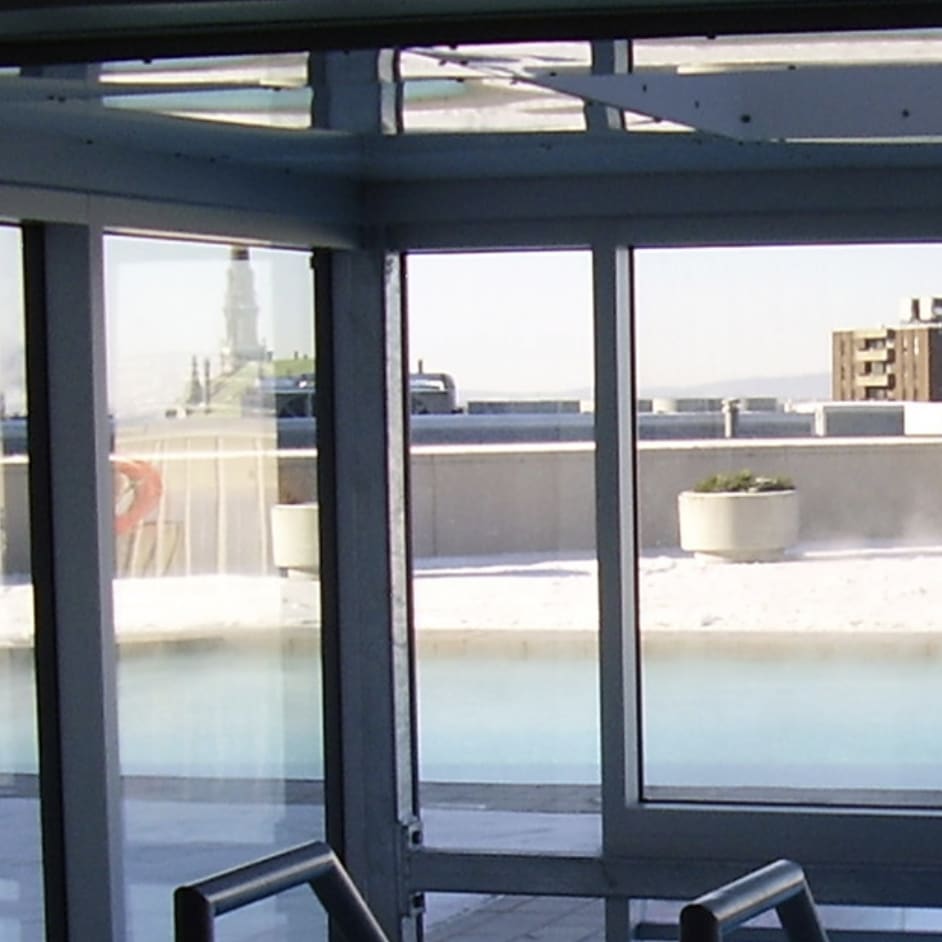 Heating Insulating Glass