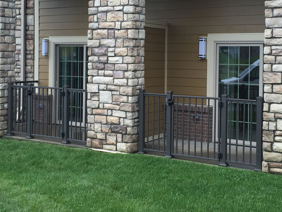 Fixed Gate