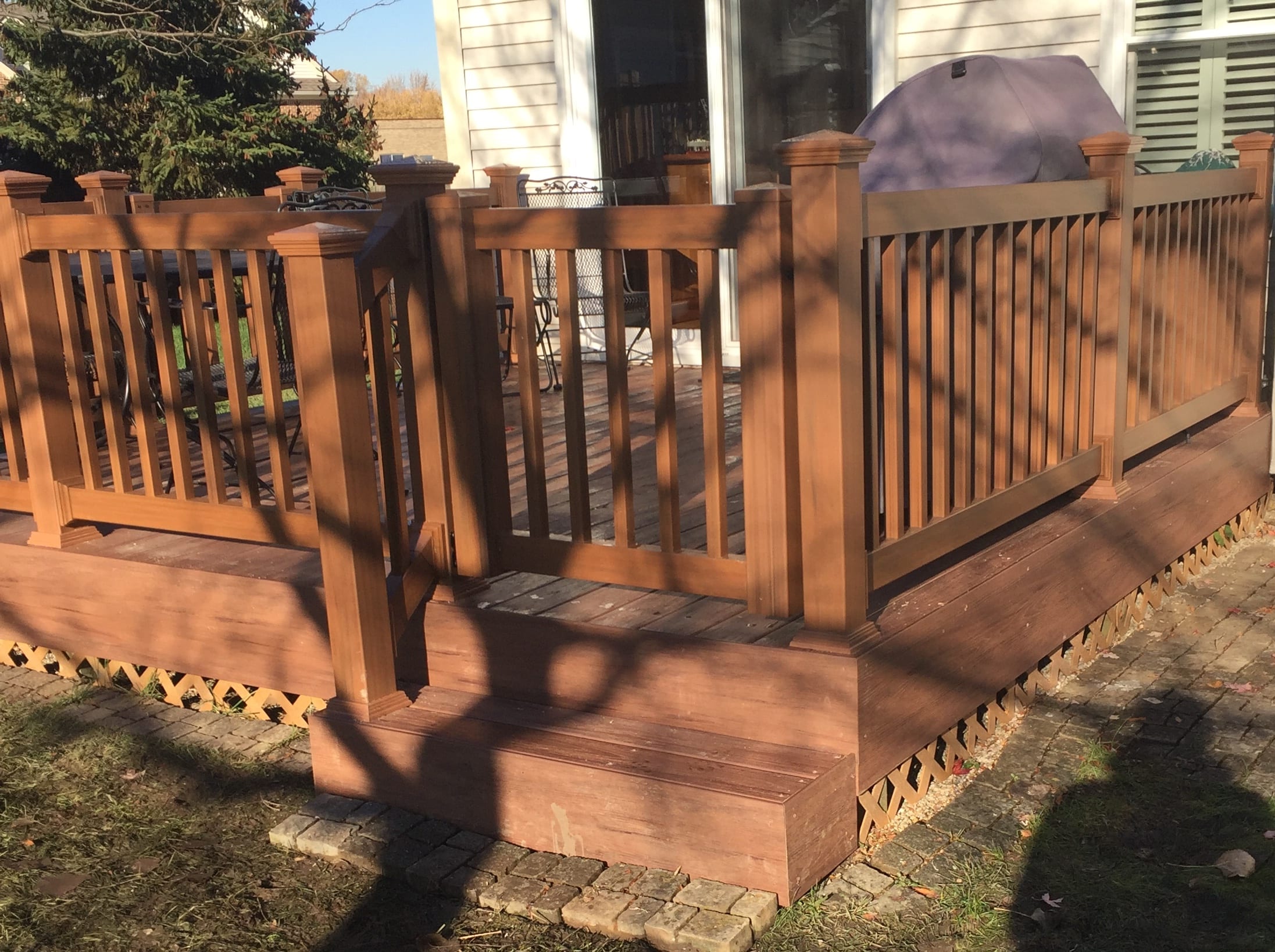 Gate