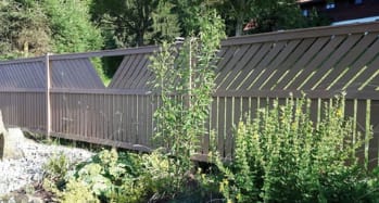 Vertical Pickets Fence