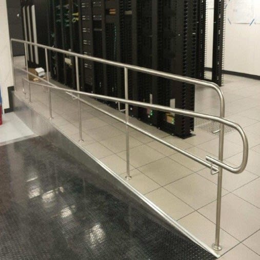 Q-Line Handrail