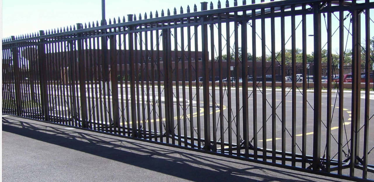 Gate