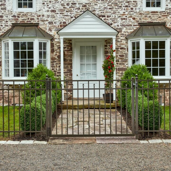 Aluminum Gates