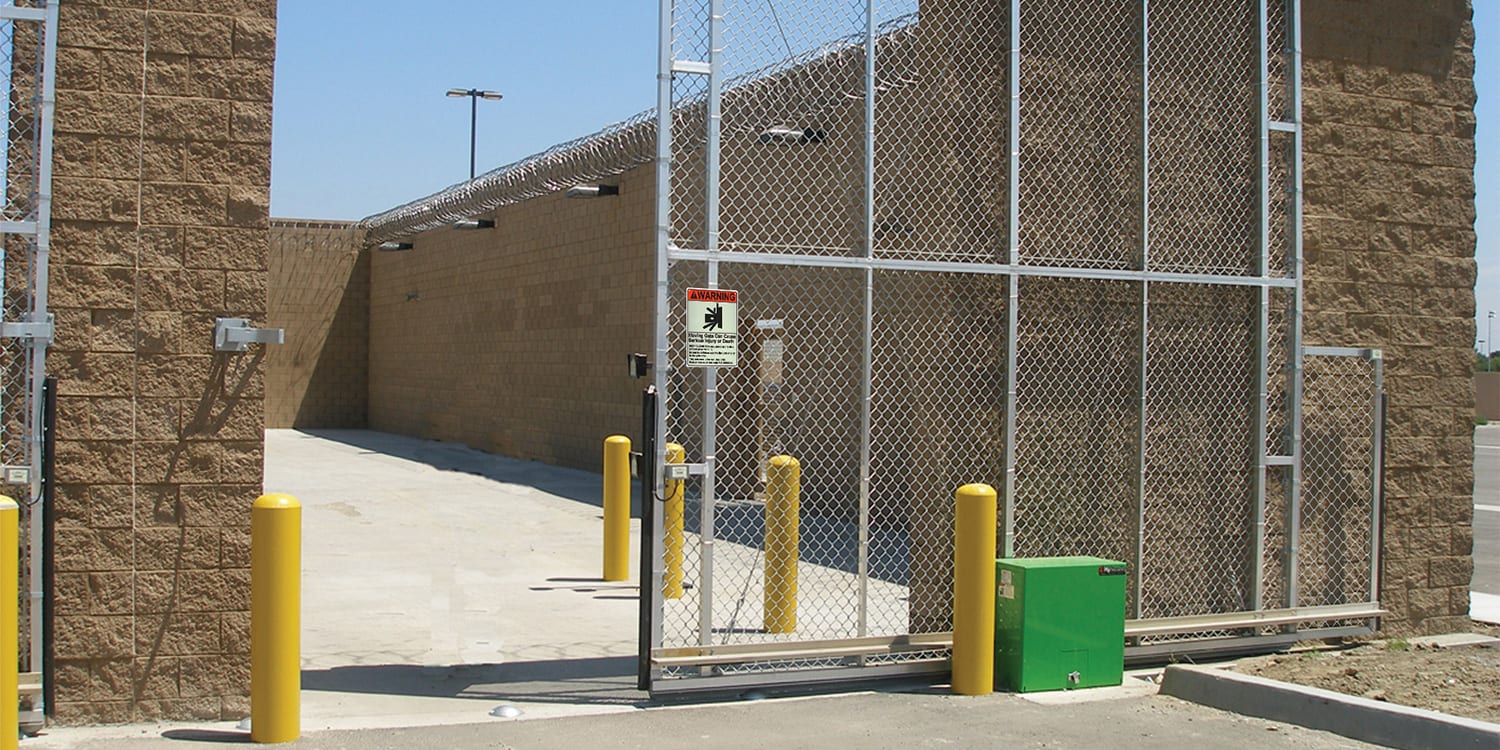 Slide Gate