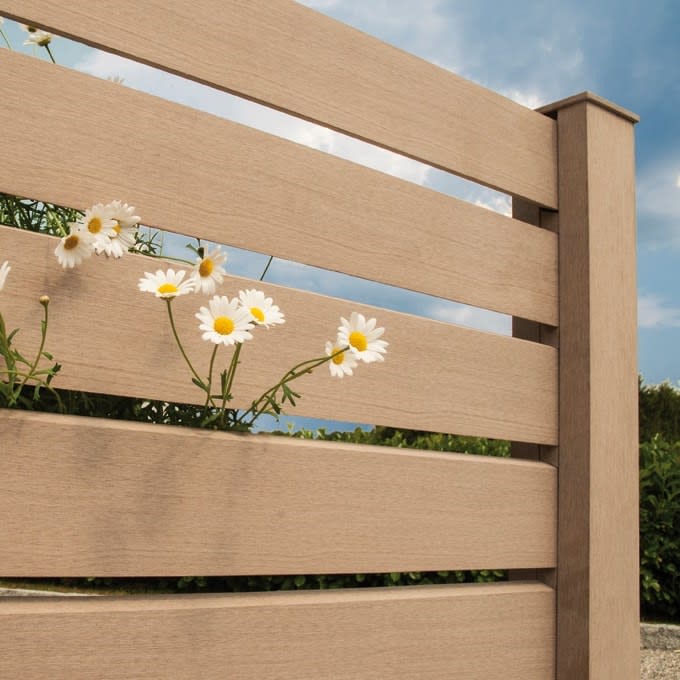 Horizontal Picket Fence