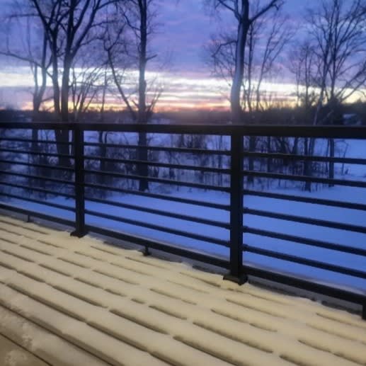 Horizontal Picket Railing