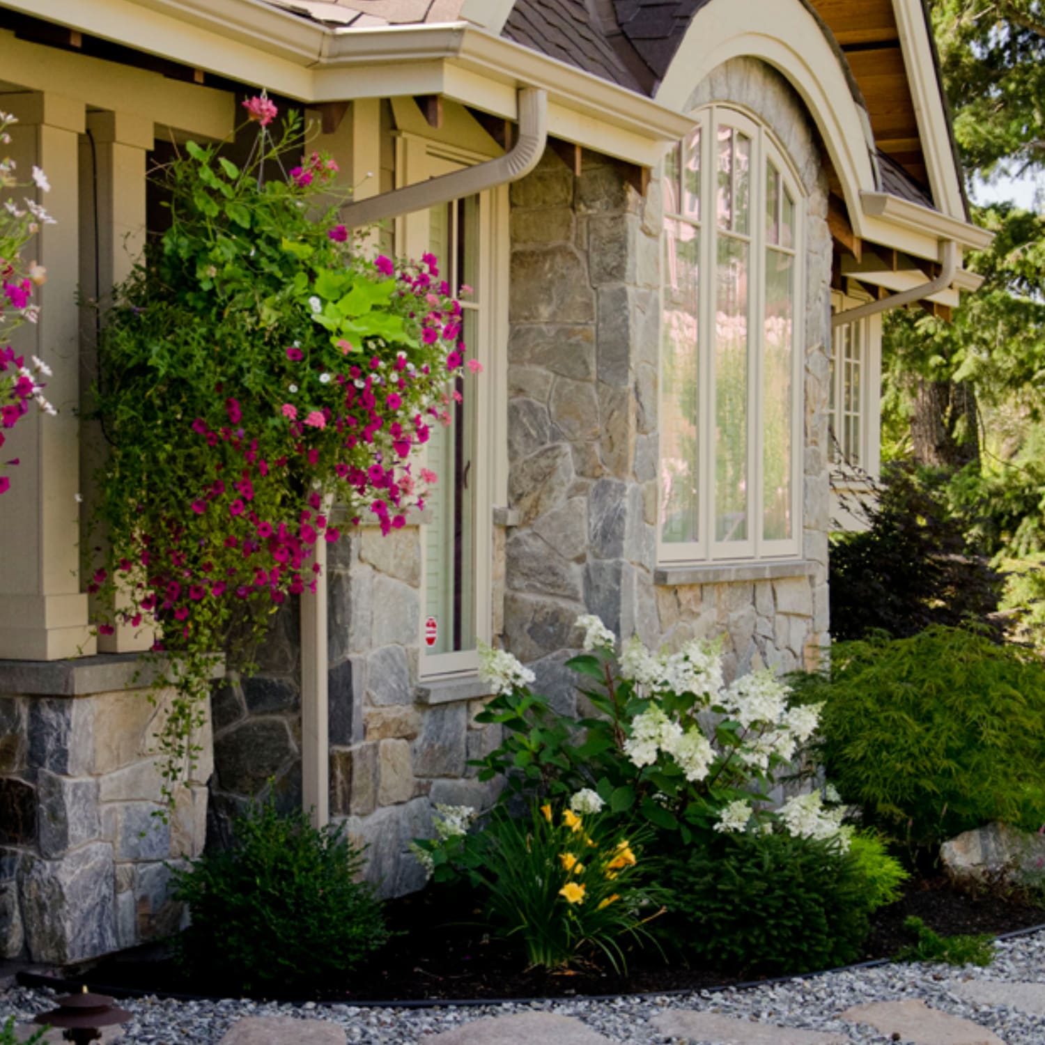Arbutus Field Stone