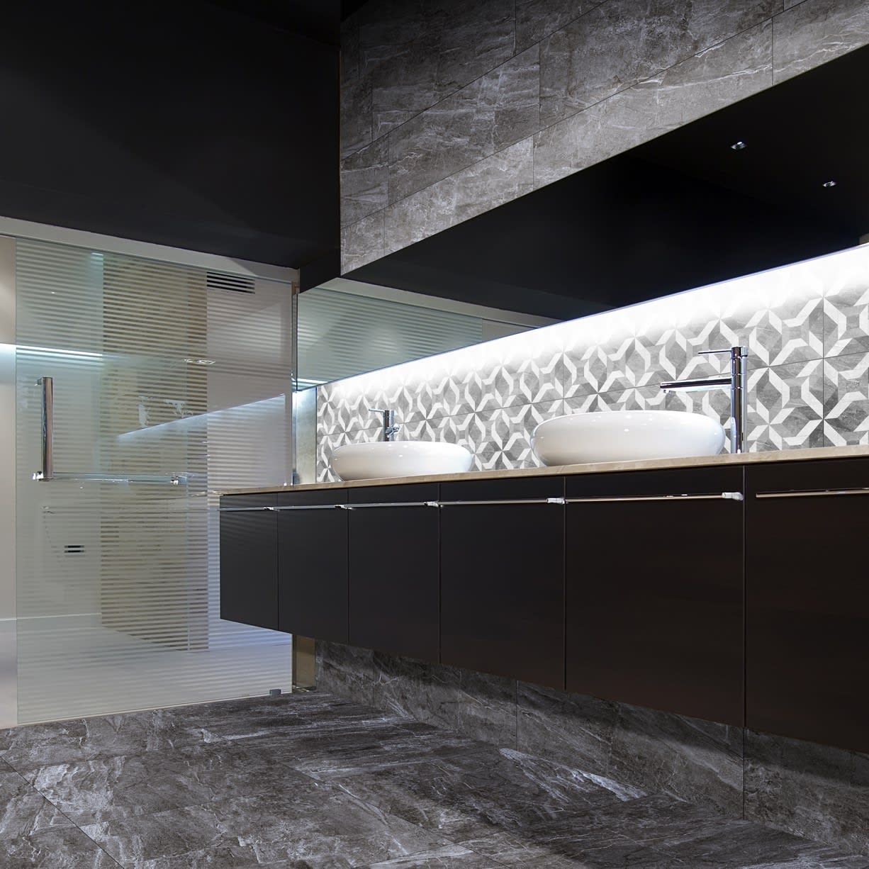 Anthracite & Ivory