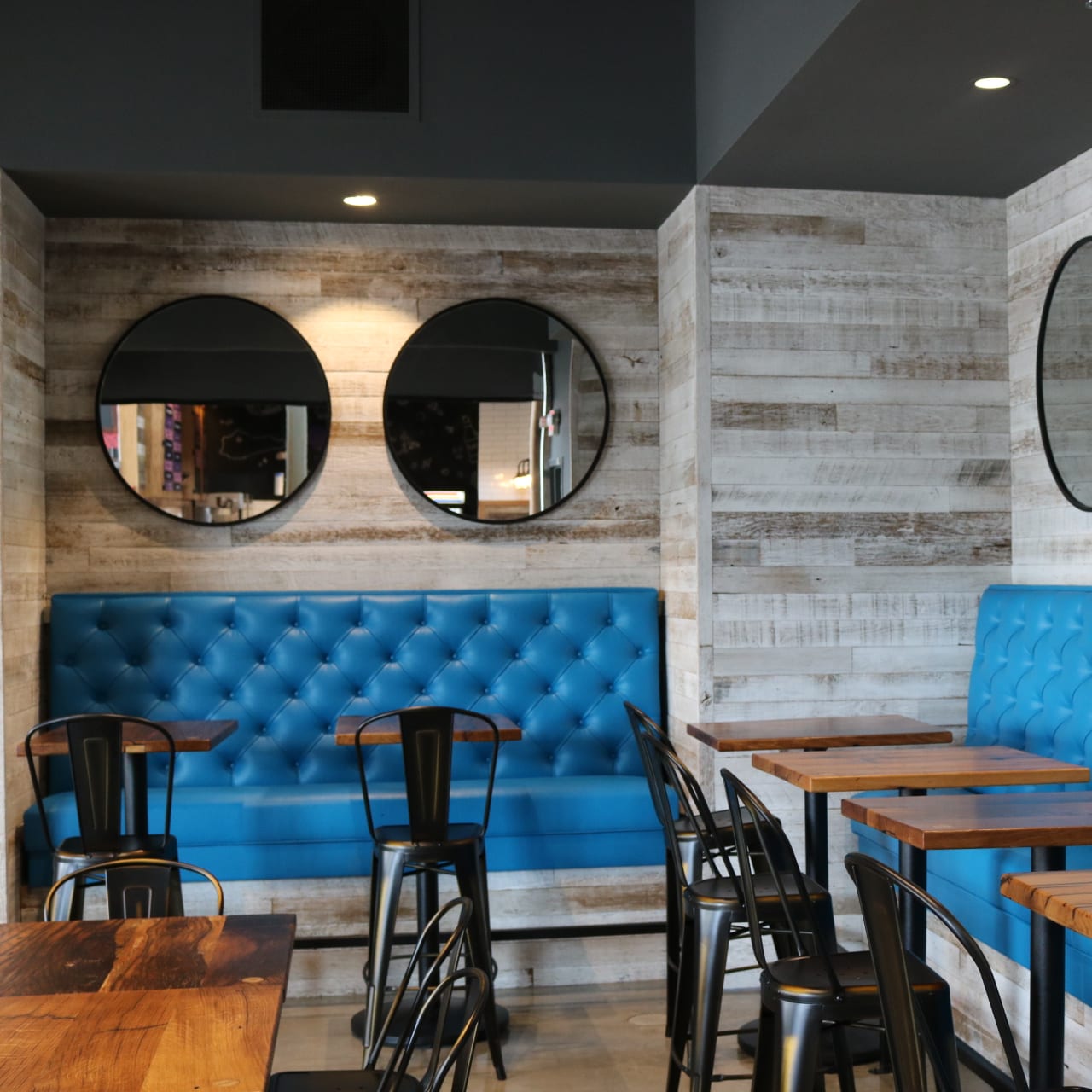 Racehorse Reclaimed Oak