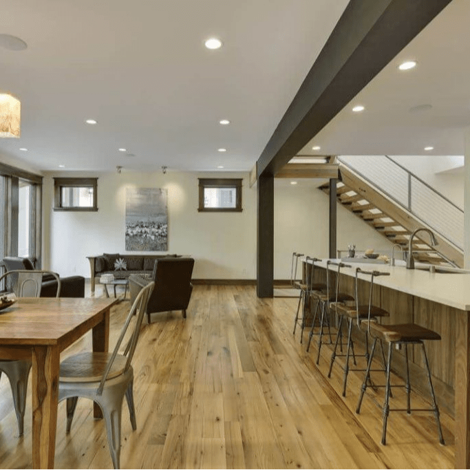 Manomin Antique Elm