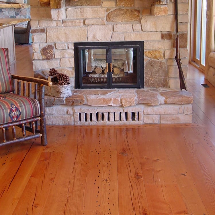 Manomin Lodge Flooring