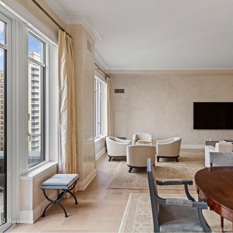 Contemporary-Parquet 200E79