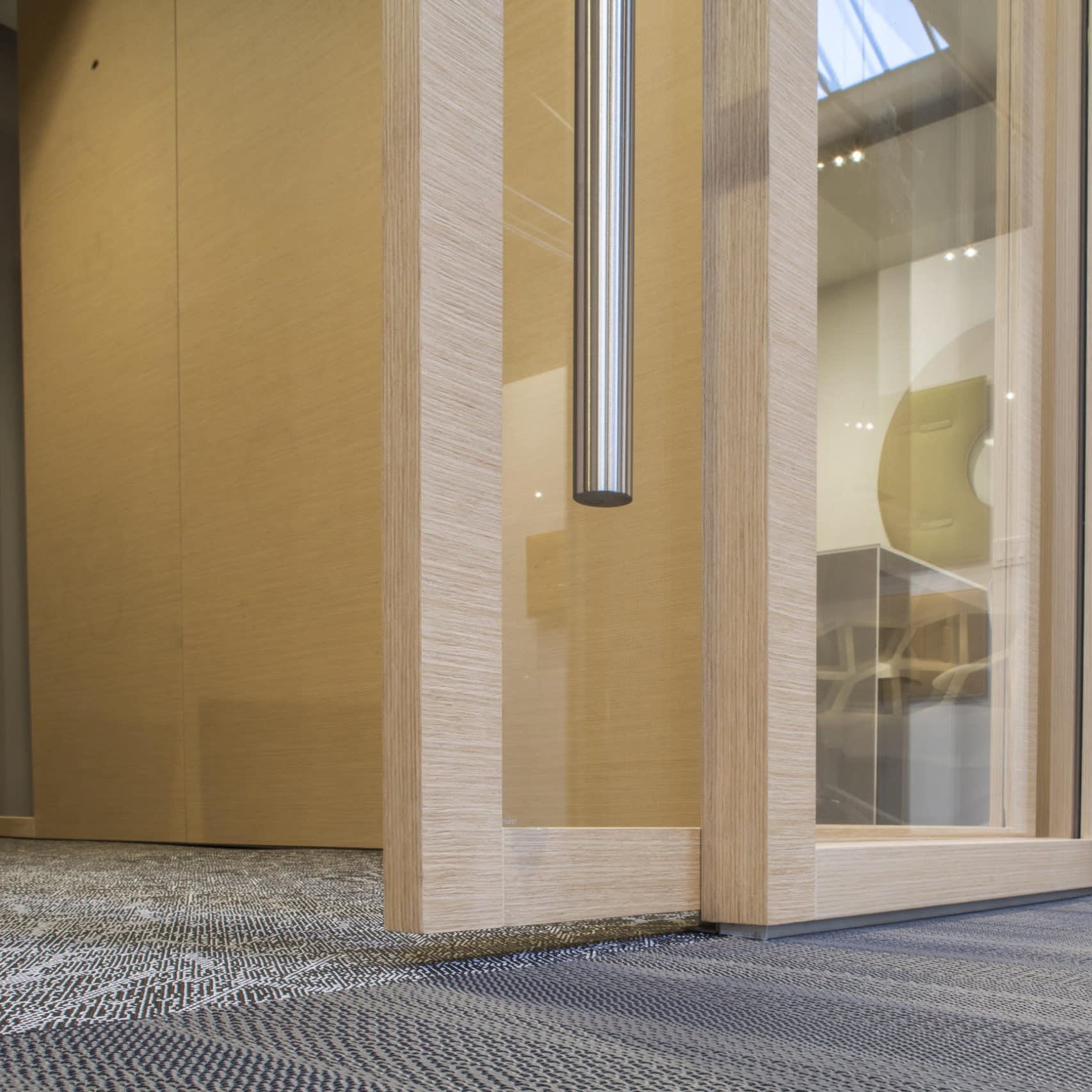 Frameless Sliding Door