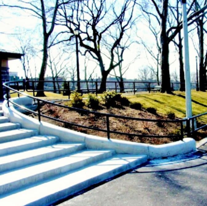 Handrail 