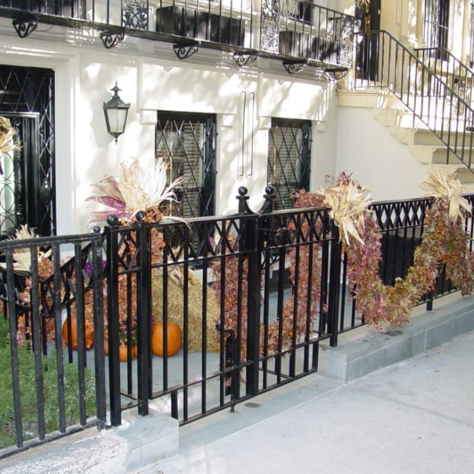 Gate