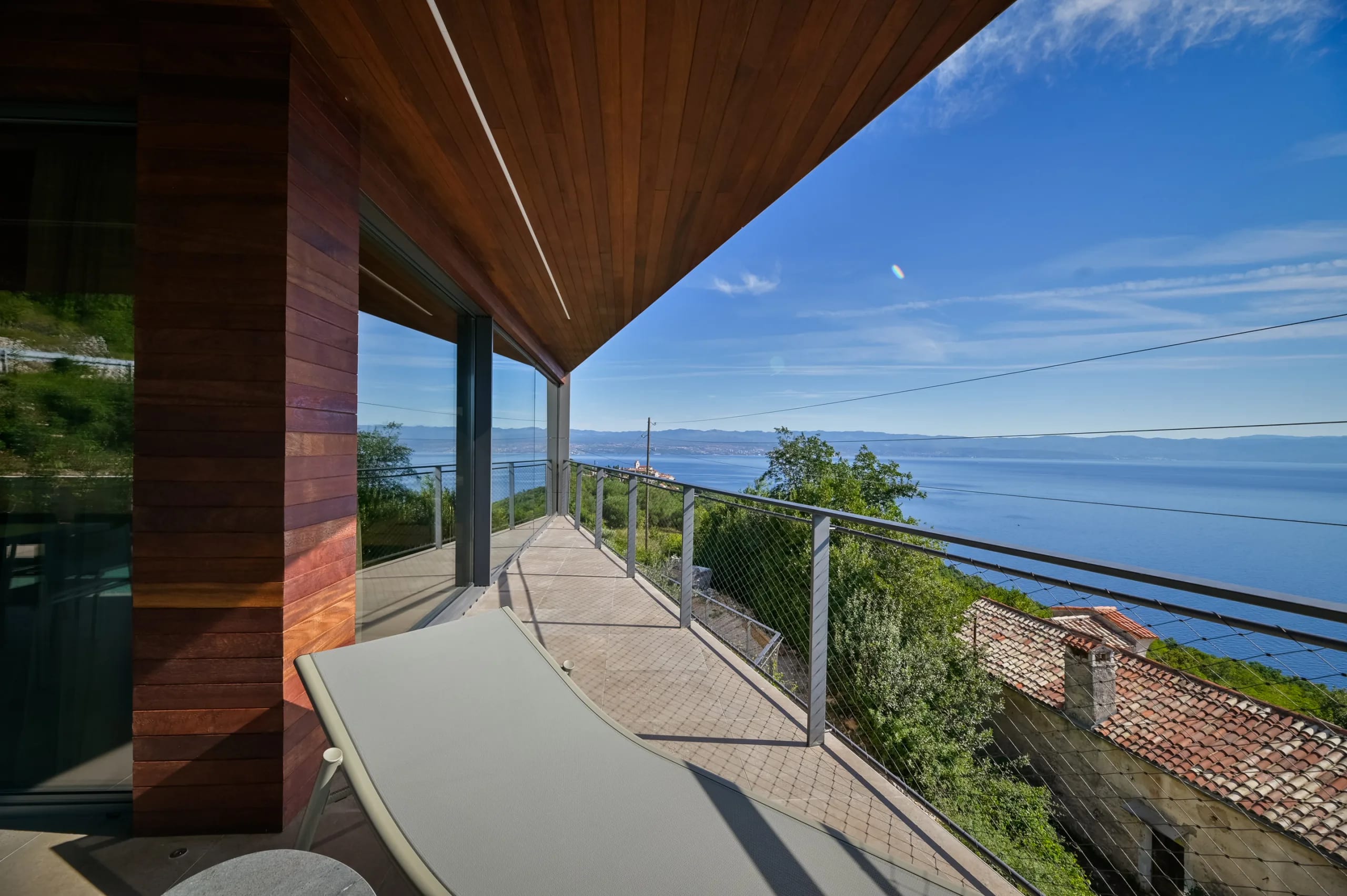 Transparent Infill Railing