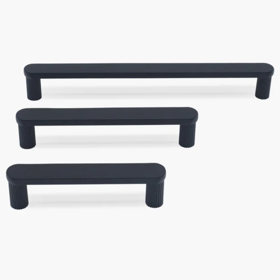 Matte Black (MB)