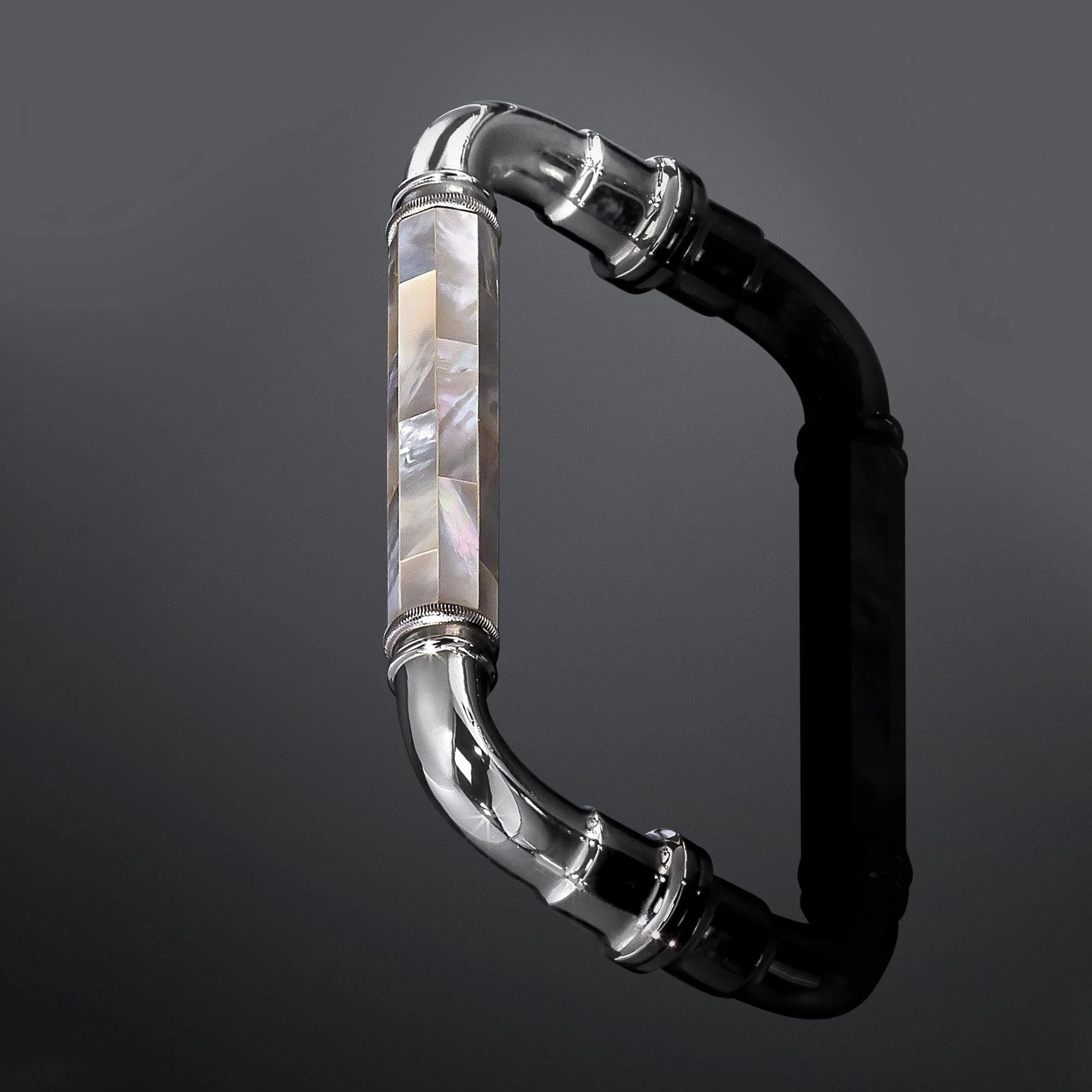 AP050MOP