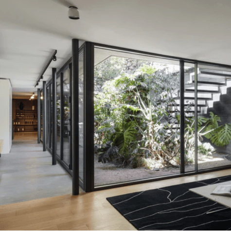 Sliding Door