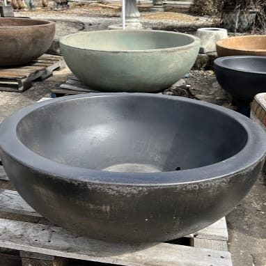 30" Sphere Pot