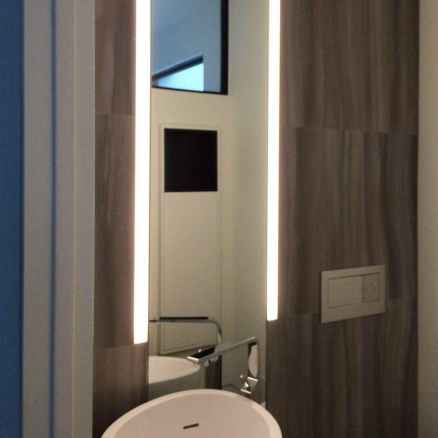 MirrorLine