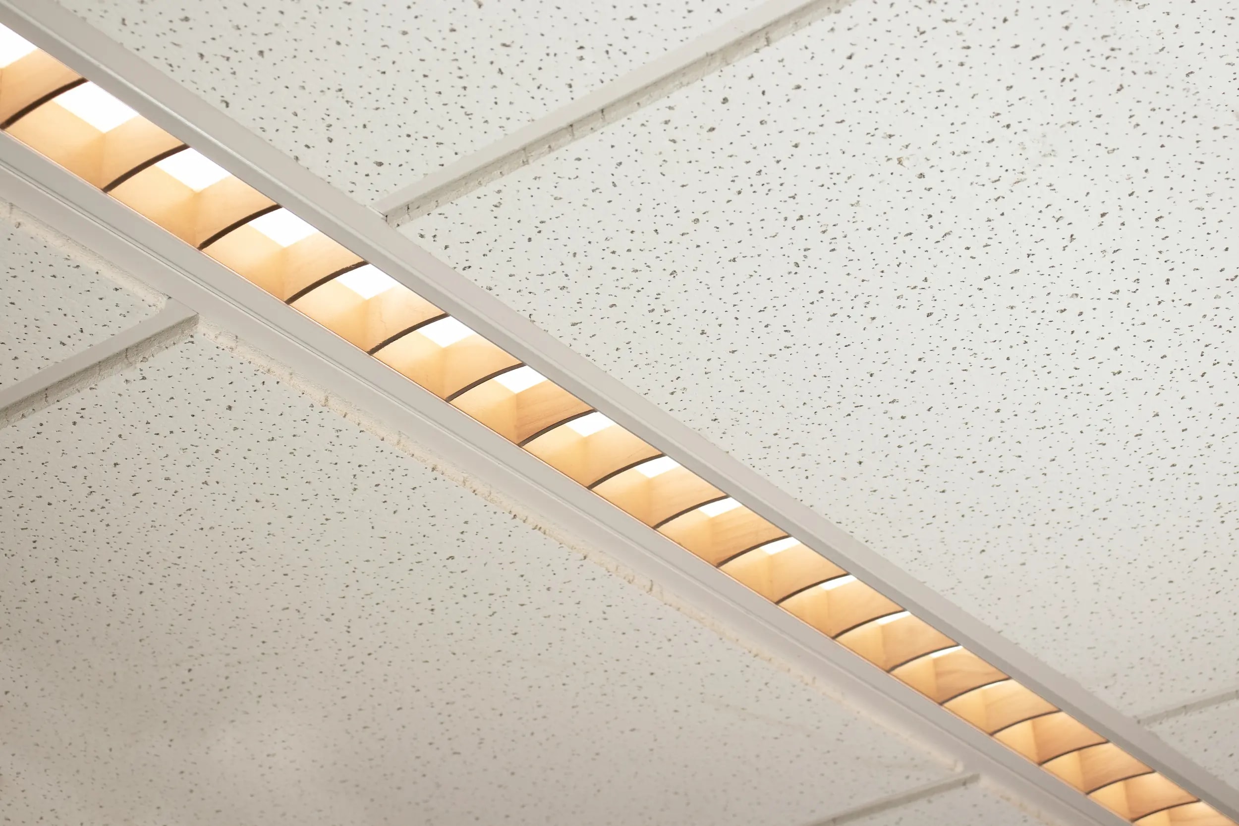 Crescent Recessed