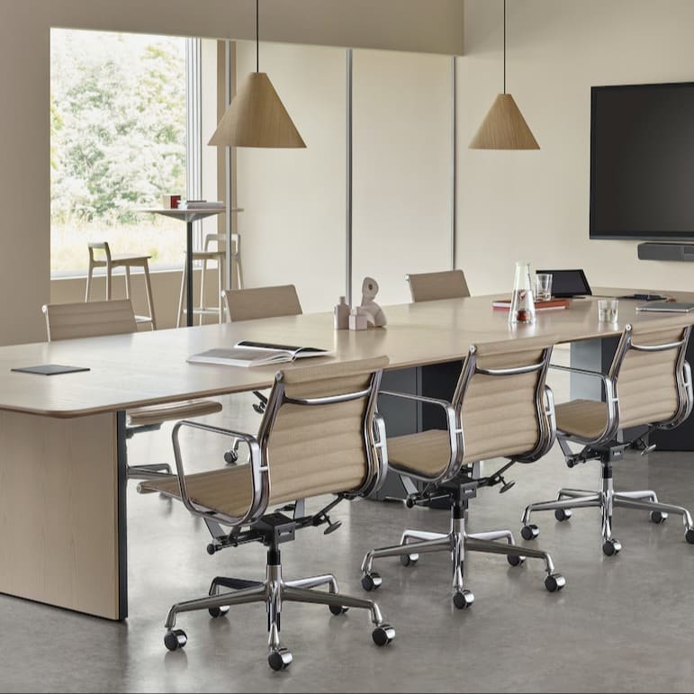 Headway™ Conference Table