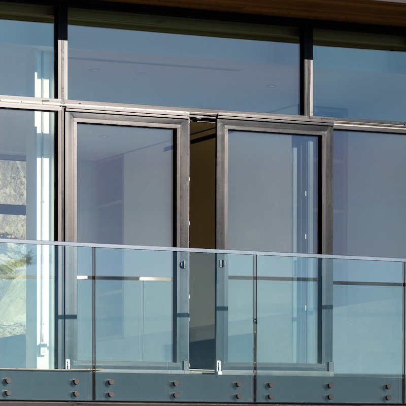 Sliding Door