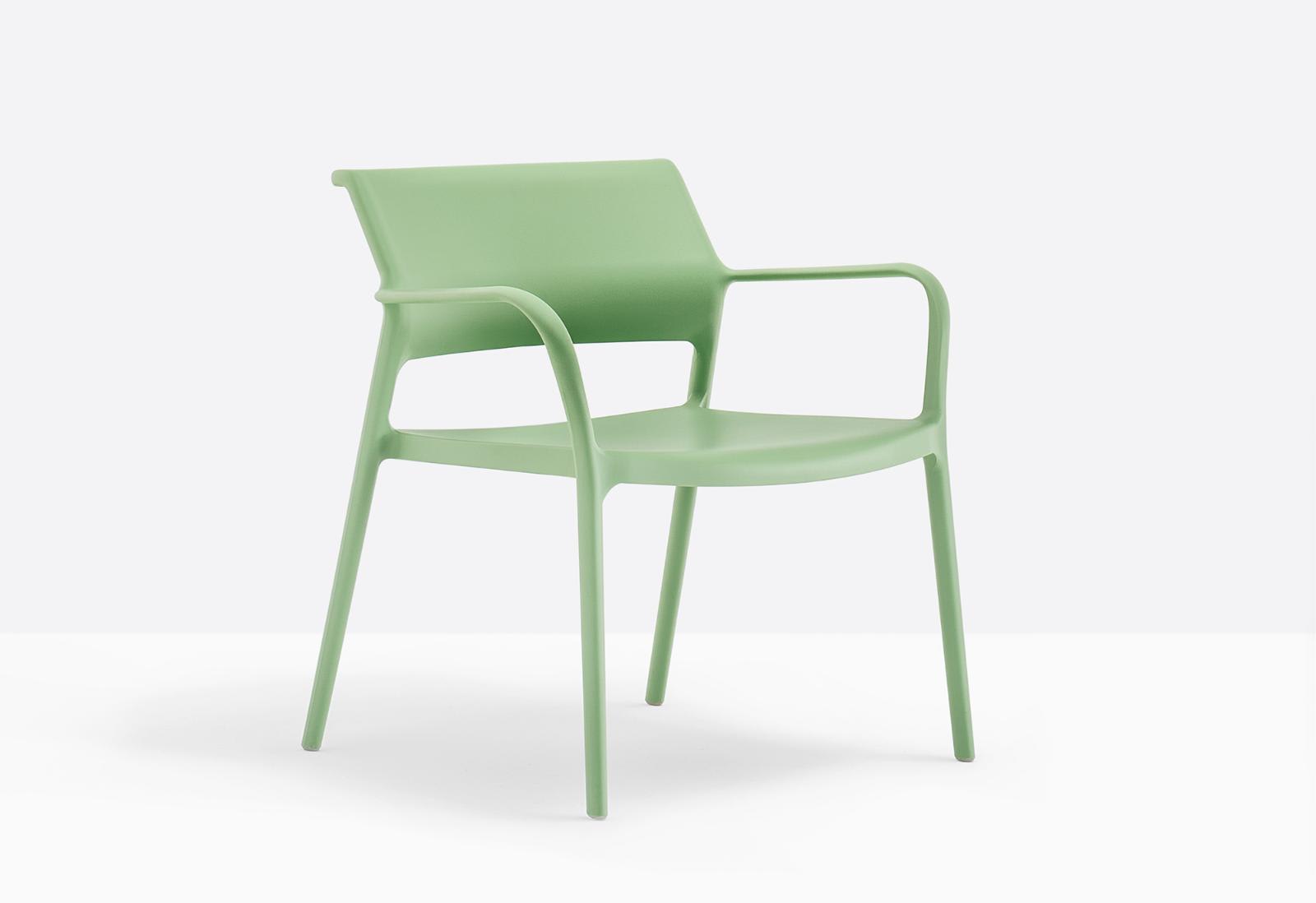 Ara Lounge Armchair