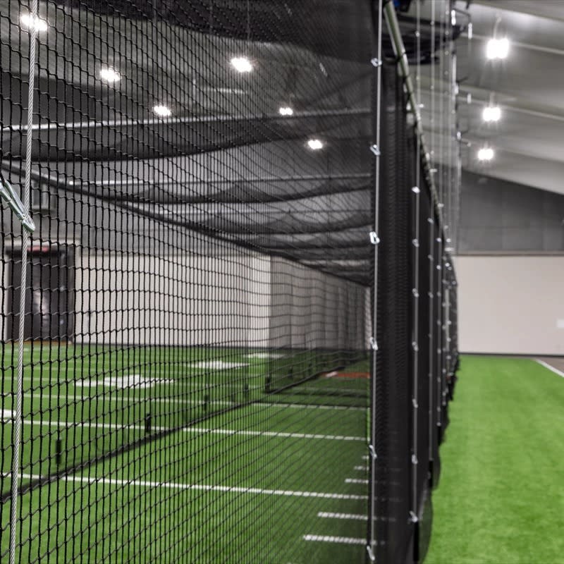 Bottom-Lifting Practice Cage
