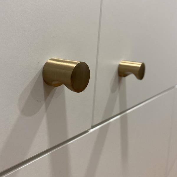 11/16 in. Cabinet Knob