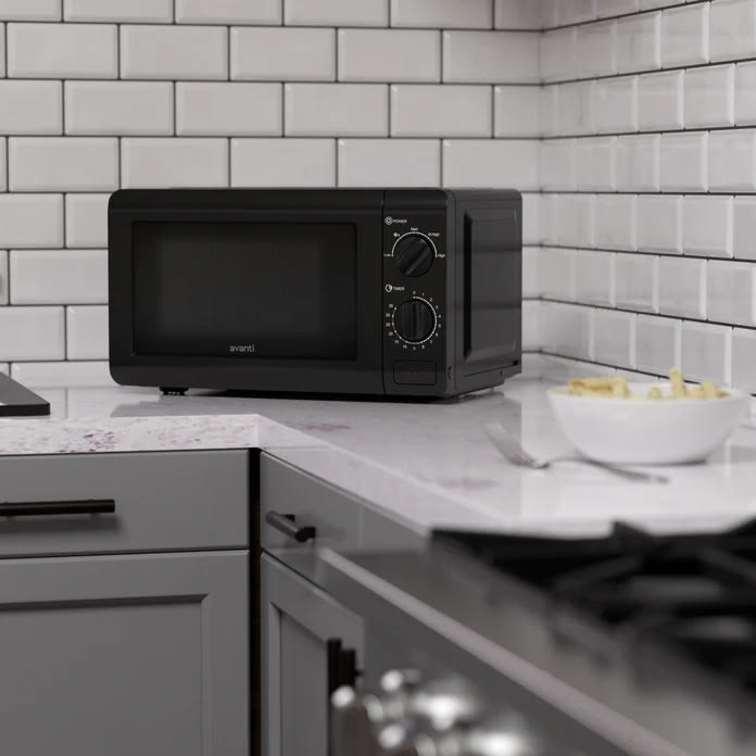 Avanti Microwave Oven