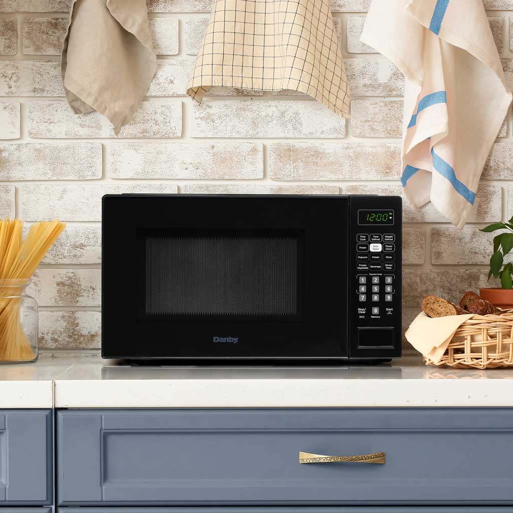 Danby Countertop Microwave