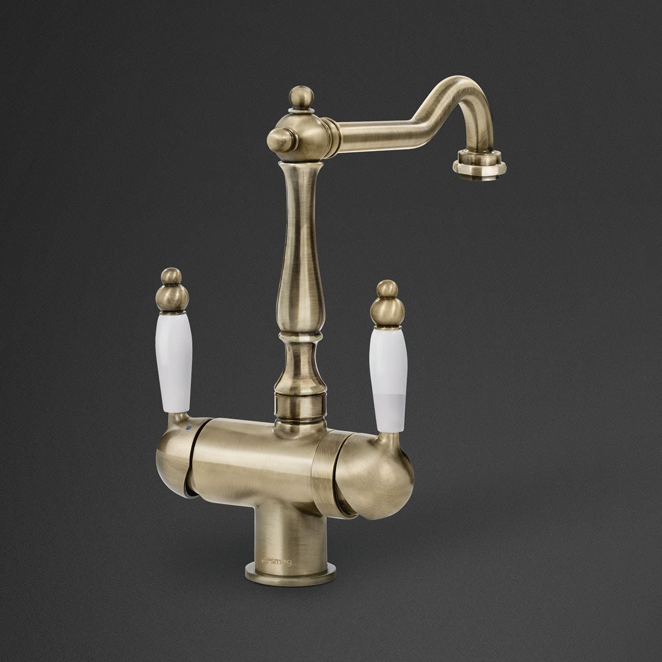 Double Lever Filtered Water Kitchen Tap MAP77OT2