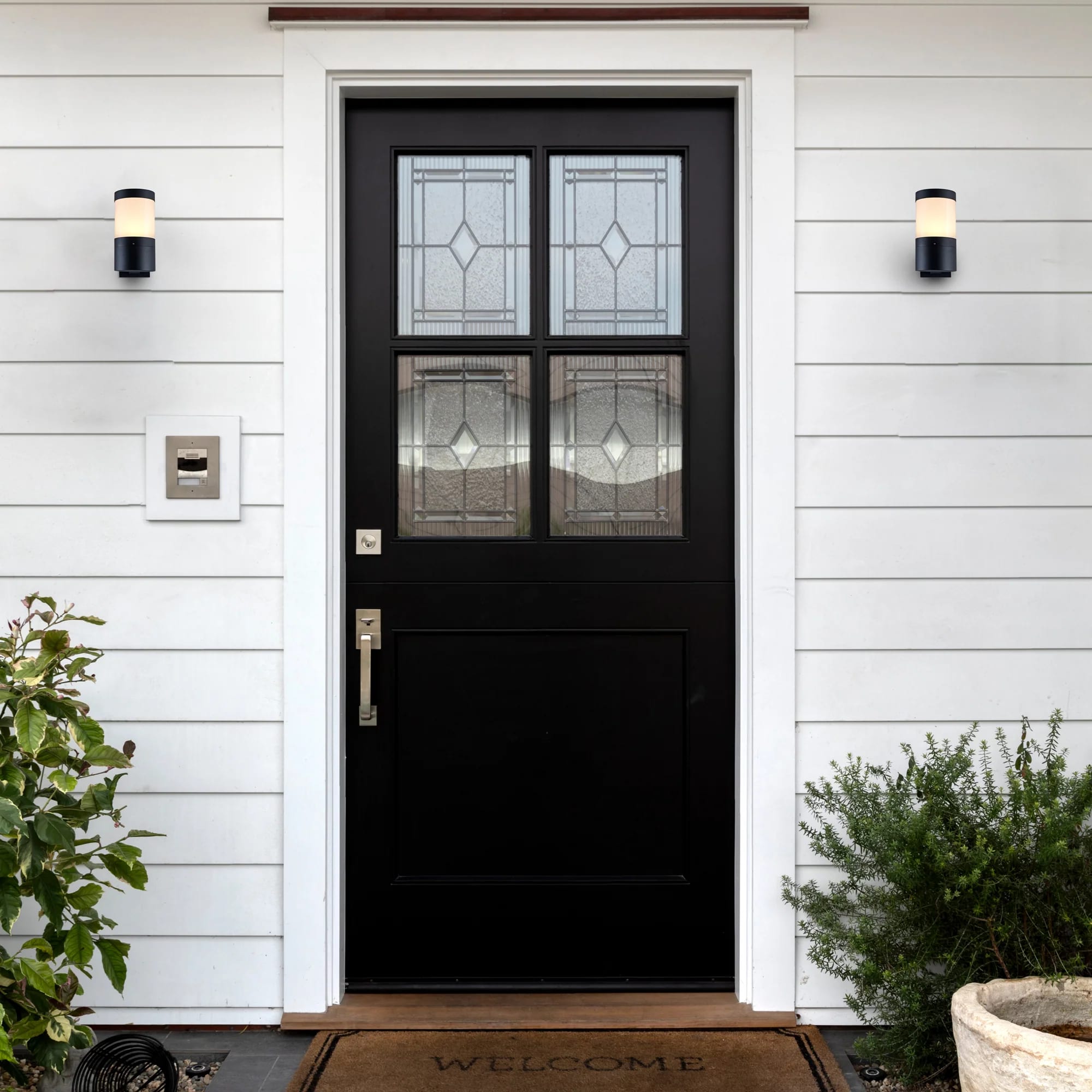 VONN 11" Modern VOW1756BL 5-Watt ETL Certified Integrated LED Outdoor Wall Sconce in Matte Black