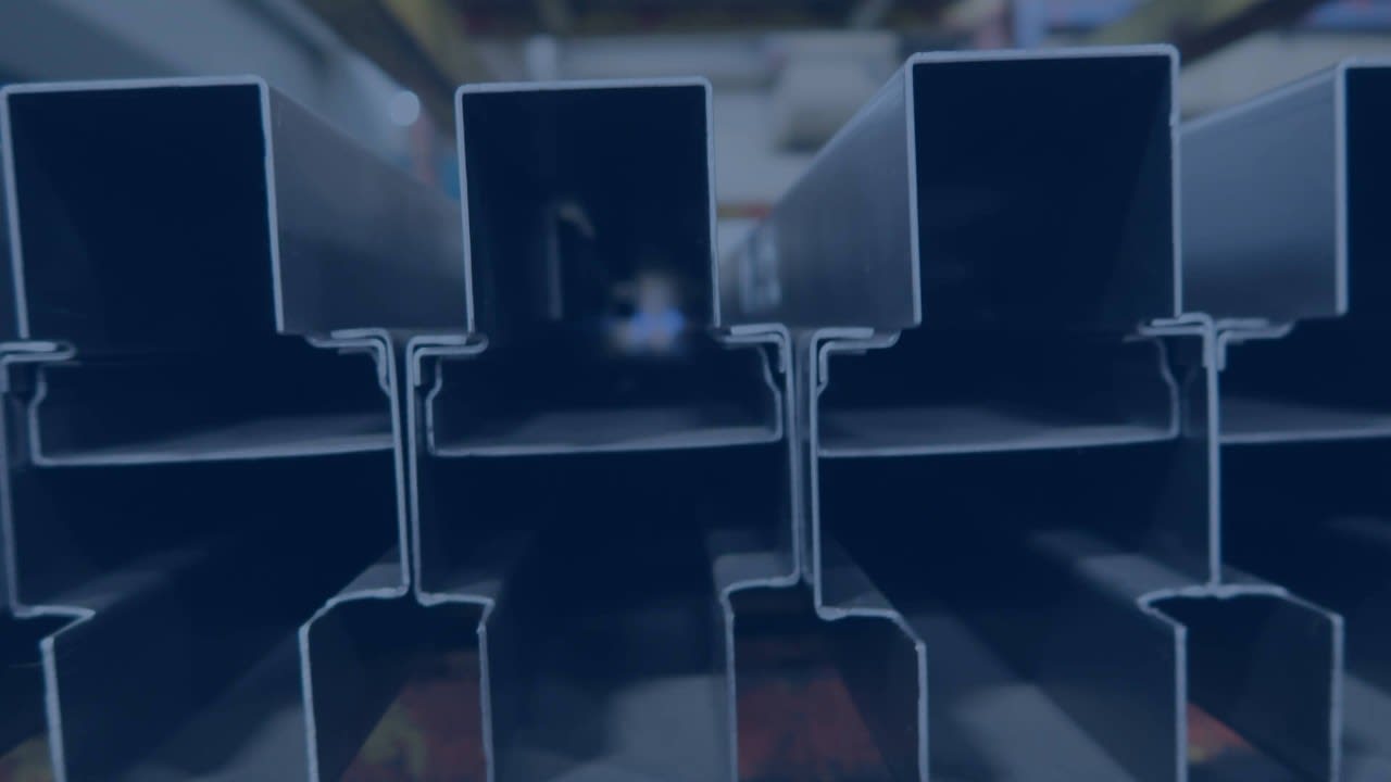 DE SERIES DOUBLE-EGRESS FRAMES