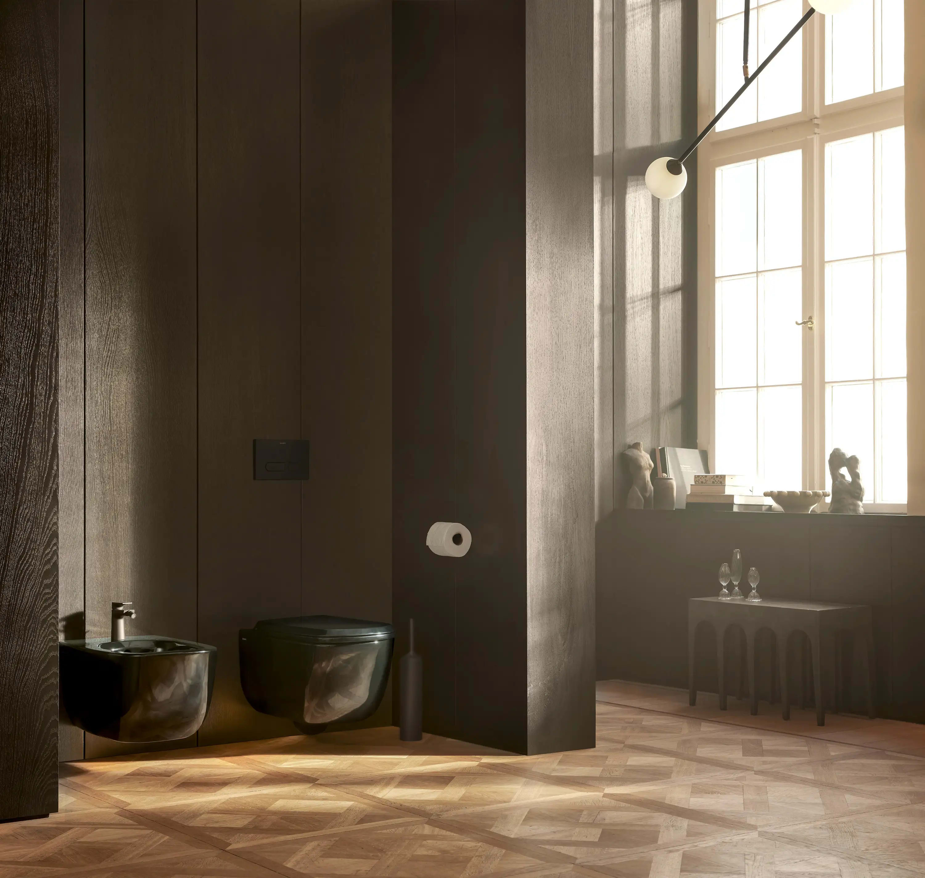 Aurena Toilet seat