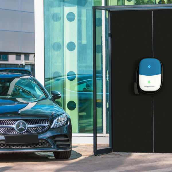 Cyber EV Charger CSE1, Level 2 Commercial Electric Vehicle Charger
