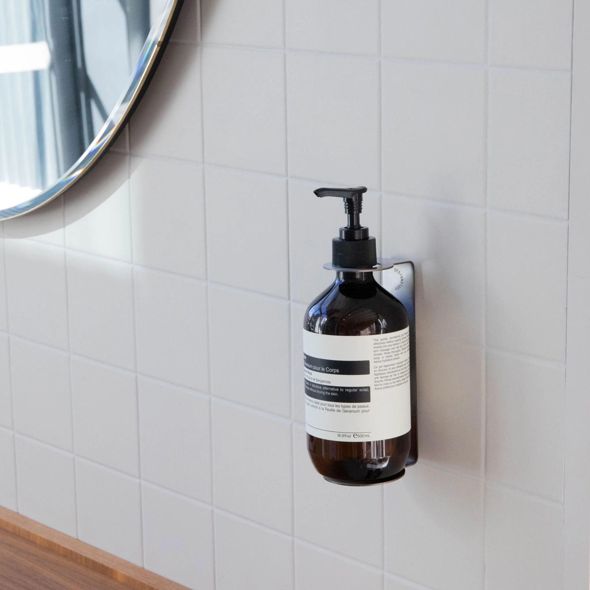 DESIGNSTUFF Single Soap Dispenser Holder