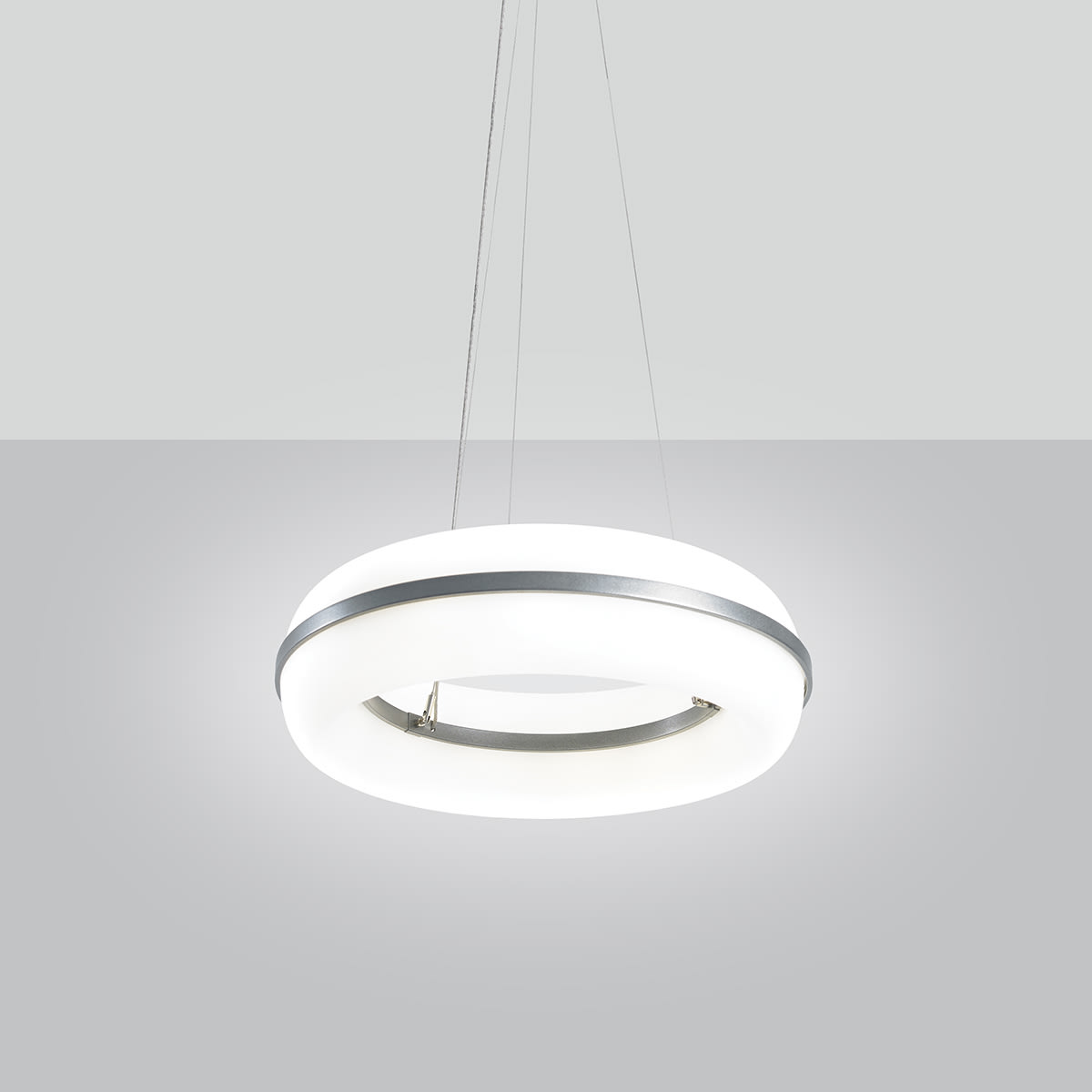 MERIDIAN ROUND Ring Pendants
