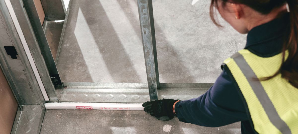 CFS-BTS FIRESTOP BOTTOM TRACK SEAL