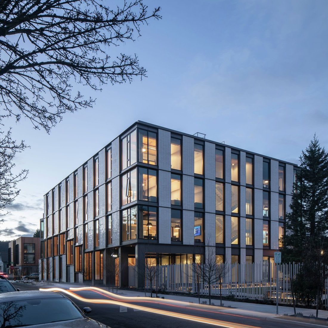 Thesis Headquarters