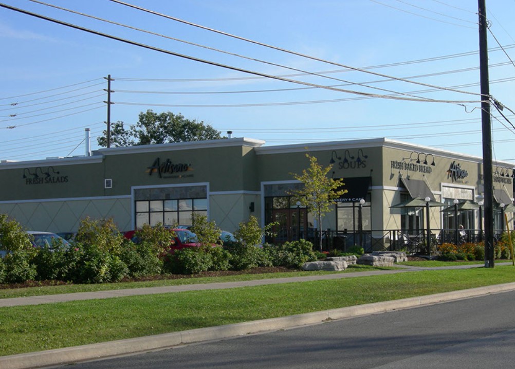 Canamould Extrusions Inc. image 6